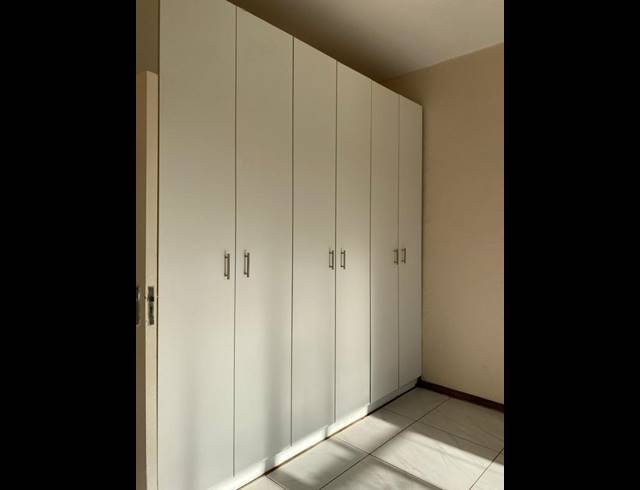 2 BEDROOM APARTMENT FOR SALE IN SELECTION PARK
